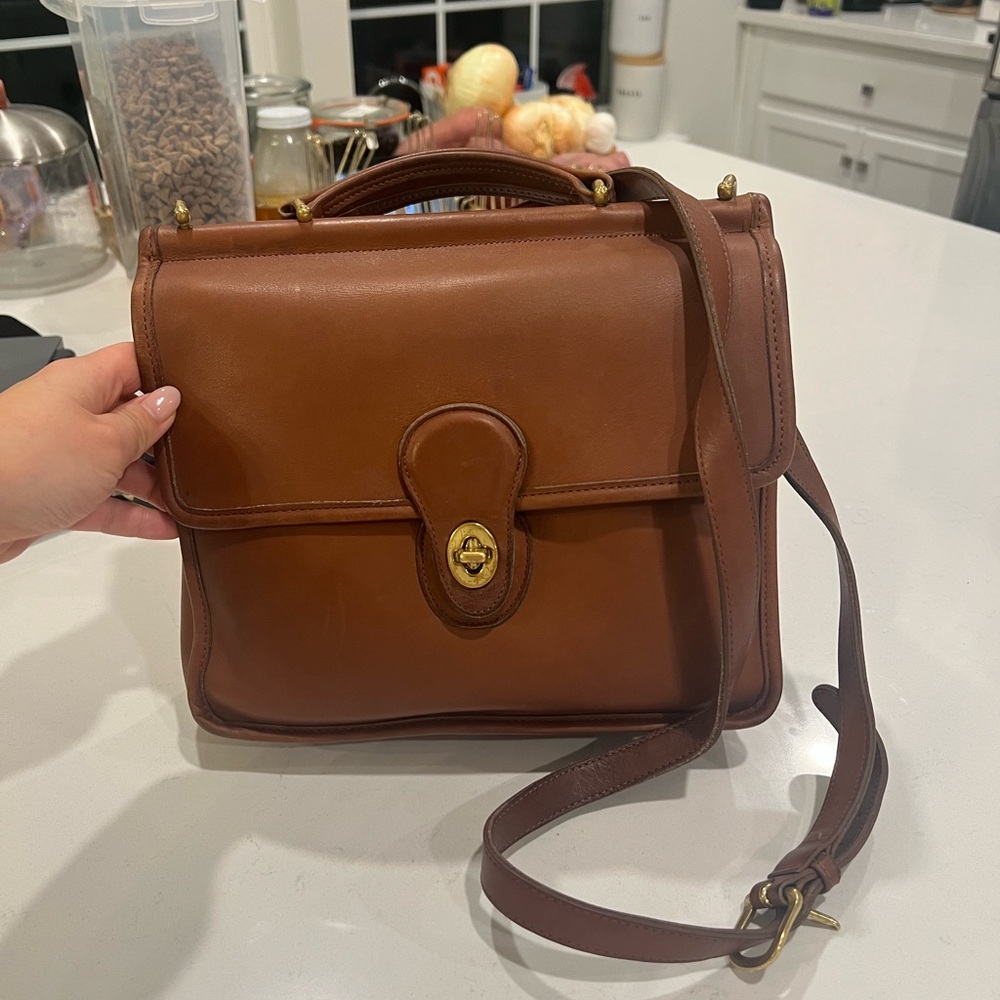 Vintage Coach British Tan Willis 9927